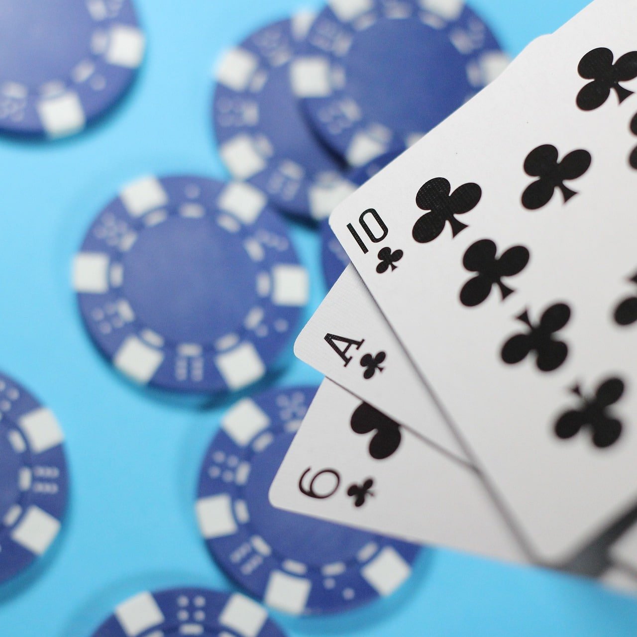 Người chơi trải nghiệm giao diện cá cược bóng đá và casino trực tuyến link 789bet